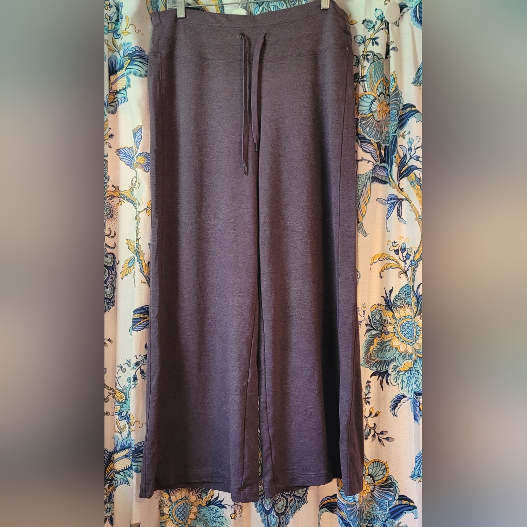 St Johns Bay Active Pants Brand New